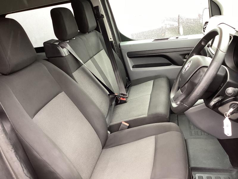 Used Vauxhall Vivaro Life 2022 for sale - 76616204: Photo 32