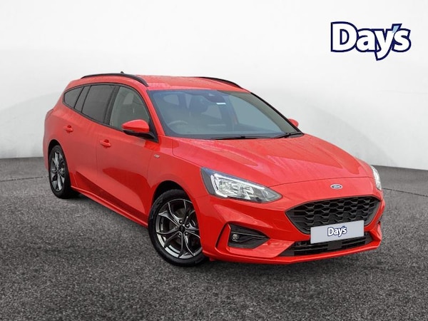Used Ford Focus 2021 for sale - 74238930: Photo 1