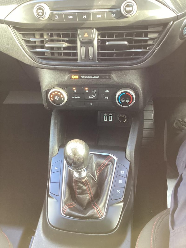 Used Ford Focus 2021 for sale - 74238930: Photo 20