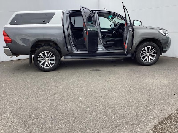 Used Toyota Hilux 2020 for sale - 74634744: Photo 12