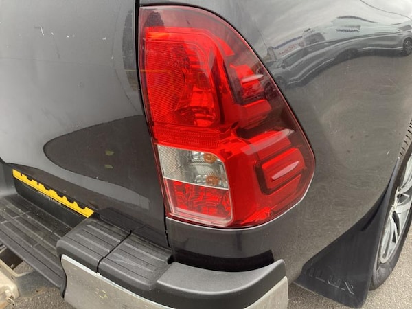 Used Toyota Hilux 2020 for sale - 74634744: Photo 16