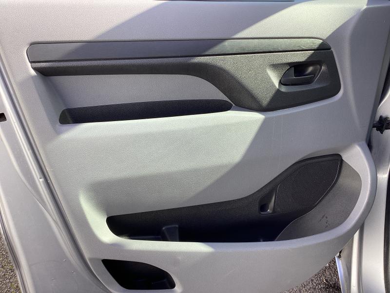 Used Vauxhall Vivaro 2022 for sale - 77819810: Photo 29