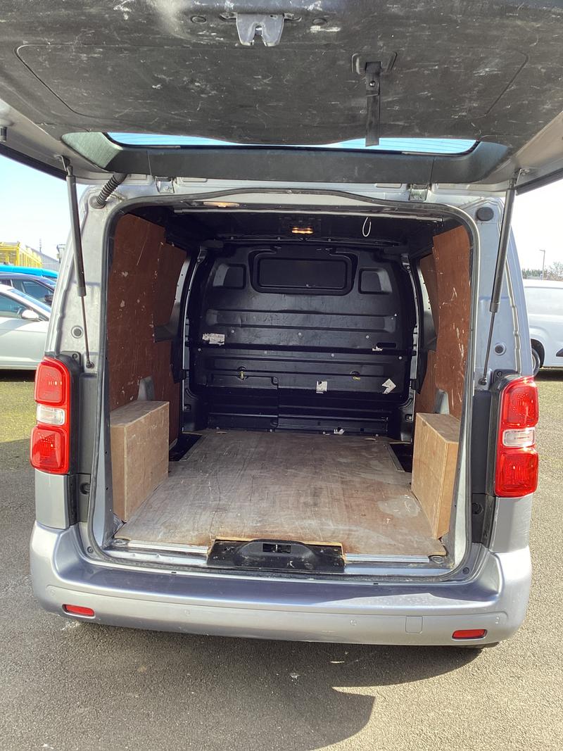 Used Vauxhall Vivaro 2022 for sale - 77819810: Photo 34