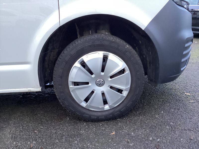 Used Volkswagen Transporter 2022 for sale - 76641001: Photo 30