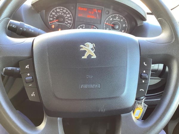 Used Peugeot Boxer 2022 for sale - 75598636: Photo 25