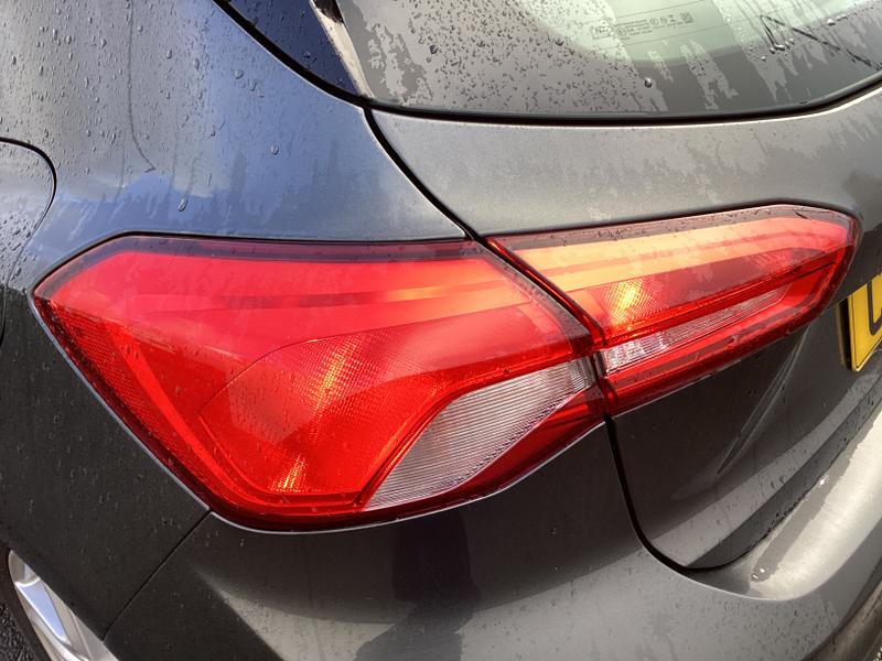 Used Ford Focus 2018 for sale - 76882460: Photo 14