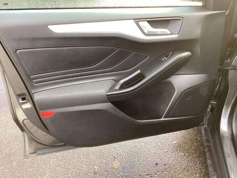 Used Ford Focus 2018 for sale - 76882460: Photo 30