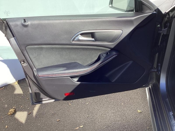 Used Mercedes-Benz CLA 2018 for sale - 76234810: Photo 31
