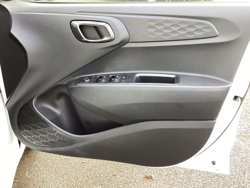 Used Hyundai i10 2023 for sale - 77176343: Photo 28