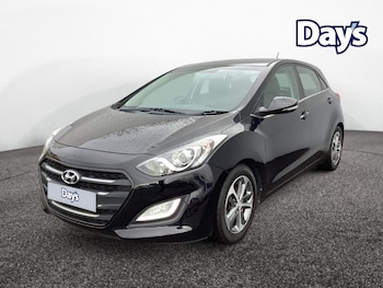 Used Hyundai i30 2016 for sale - 76394155: Photo