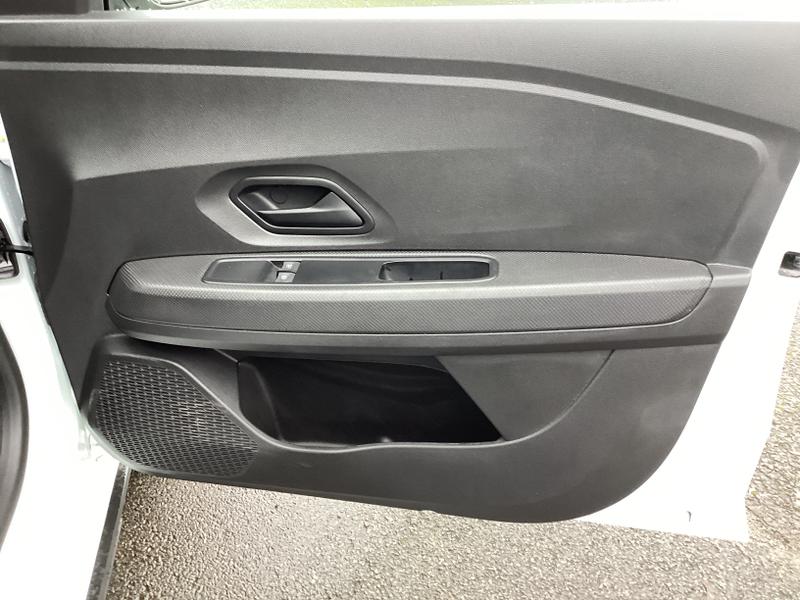 Used Dacia Sandero Stepway 2023 for sale - 76710111: Photo 28