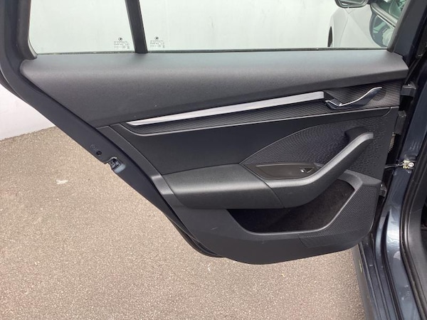 Used Skoda Octavia 2021 for sale - 74917816: Photo 33