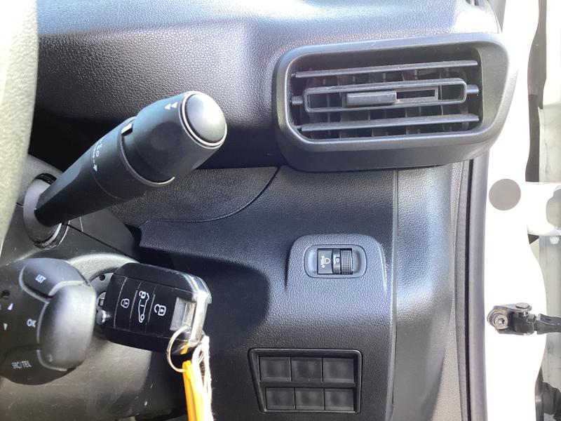 Used Peugeot Partner 2020 for sale - 76641051: Photo 23