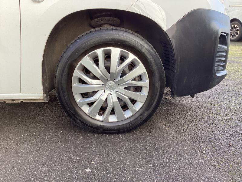 Used Peugeot Partner 2020 for sale - 76641051: Photo 35