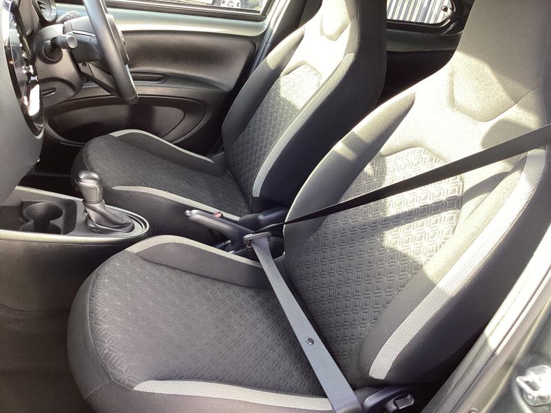 Used Toyota Aygo X 2022 for sale - 76653533: Photo 34