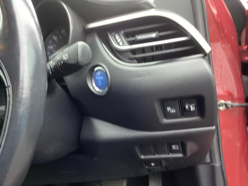 Used Toyota C-HR 2018 for sale - 76882384: Photo 22