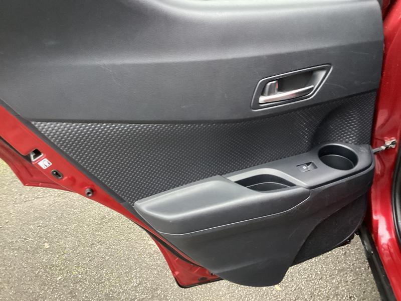 Used Toyota C-HR 2018 for sale - 76882384: Photo 32