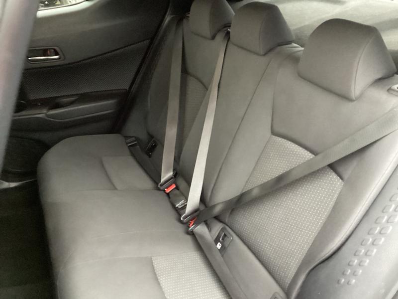 Used Toyota C-HR 2018 for sale - 76882384: Photo 35