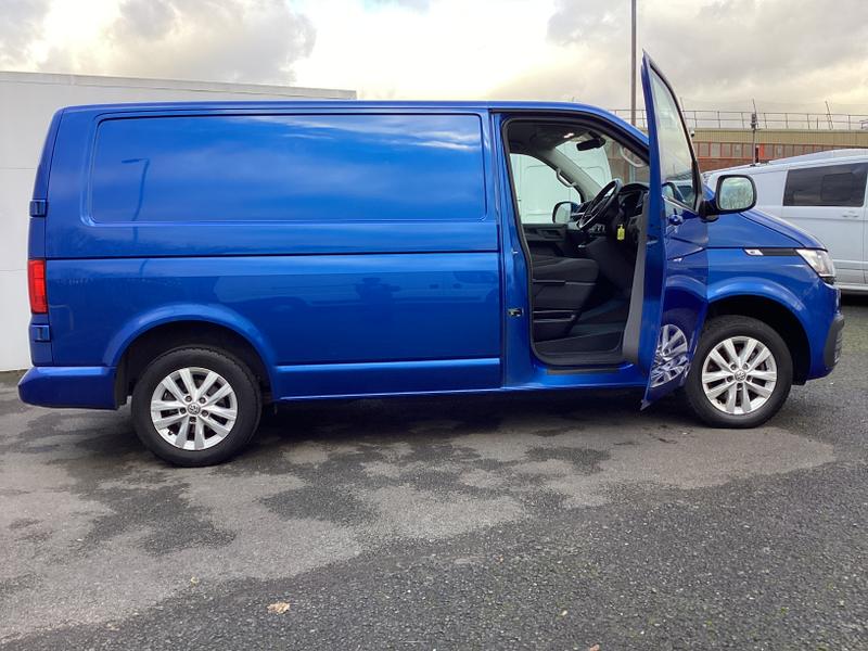 Used Volkswagen Transporter 2022 for sale - 76641067: Photo 11