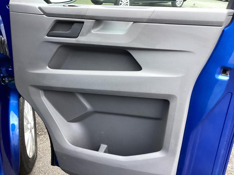 Used Volkswagen Transporter 2022 for sale - 76641067: Photo 29