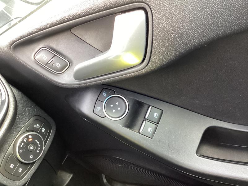 Used Ford Fiesta Van 2020 for sale - 76028121: Photo 28