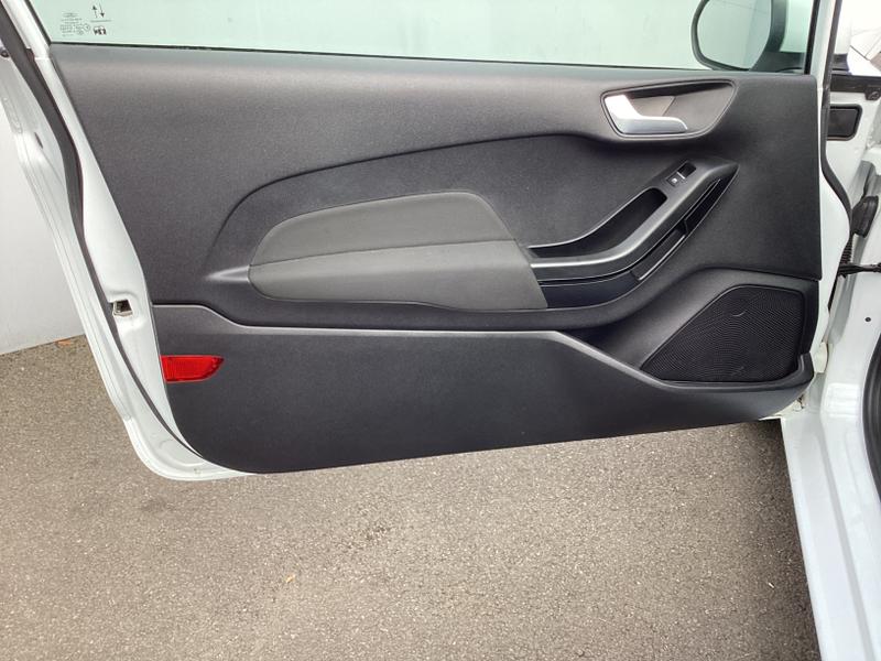 Used Ford Fiesta Van 2020 for sale - 76028121: Photo 30