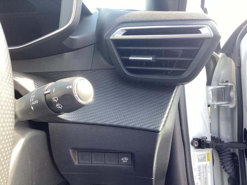 Used Peugeot 2008 2023 for sale - 78064101: Photo 22