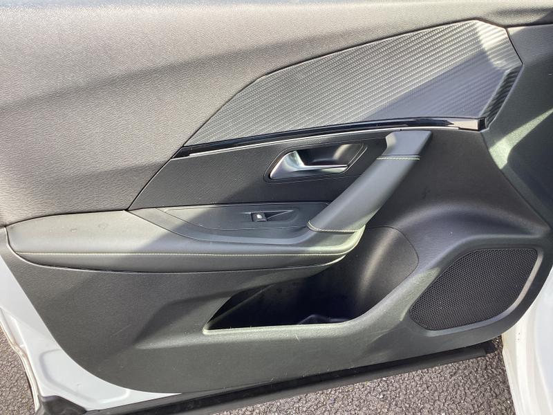 Used Peugeot 2008 2023 for sale - 78064101: Photo 31