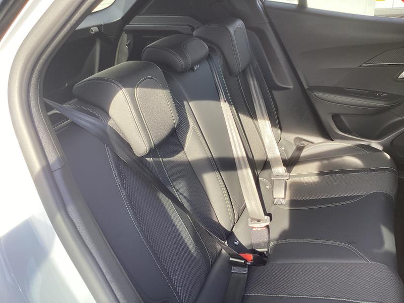 Used Peugeot 2008 2023 for sale - 78064101: Photo 36