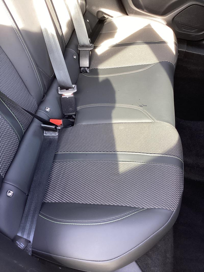 Used Peugeot 2008 2023 for sale - 78064101: Photo 37