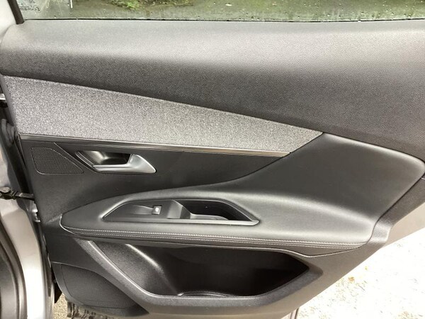 Used Peugeot 3008 2020 for sale - 72843025: Photo 26