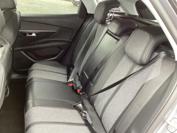 Used Peugeot 3008 2020 for sale - 72843025: Photo 32