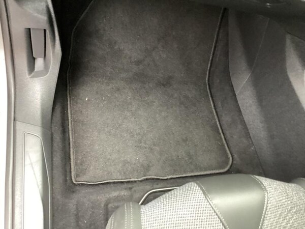 Used Peugeot 3008 2020 for sale - 72843025: Photo 34