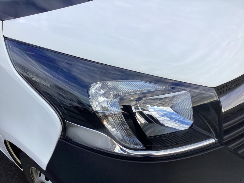 Used Vauxhall Vivaro 2018 for sale - 76904597: Photo 15