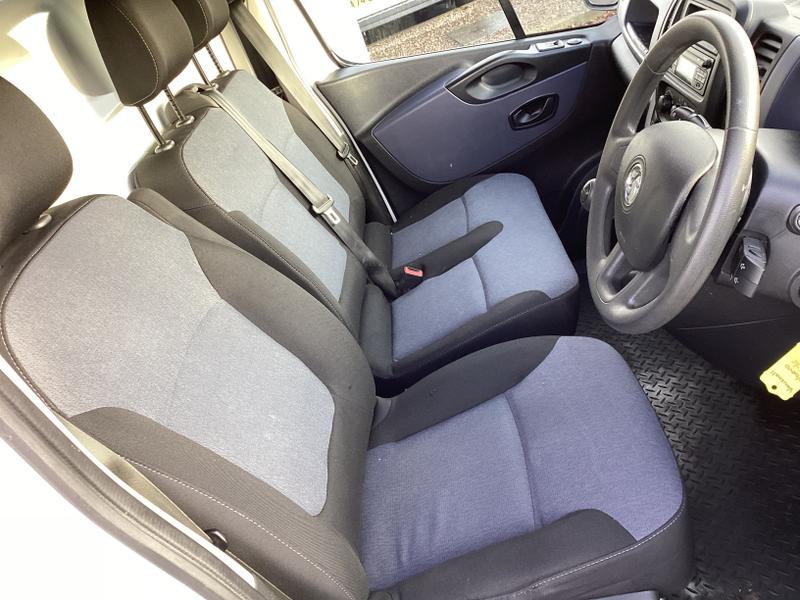 Used Vauxhall Vivaro 2018 for sale - 76904597: Photo 30
