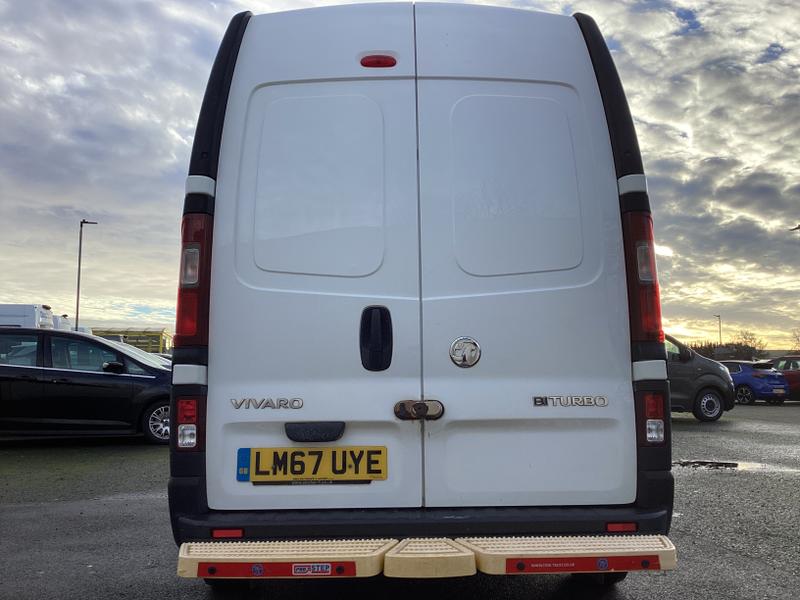 Used Vauxhall Vivaro 2018 for sale - 76904597: Photo 7