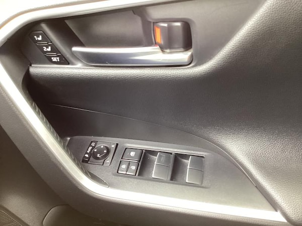 Used Toyota RAV4 2020 for sale - 75428446: Photo 29