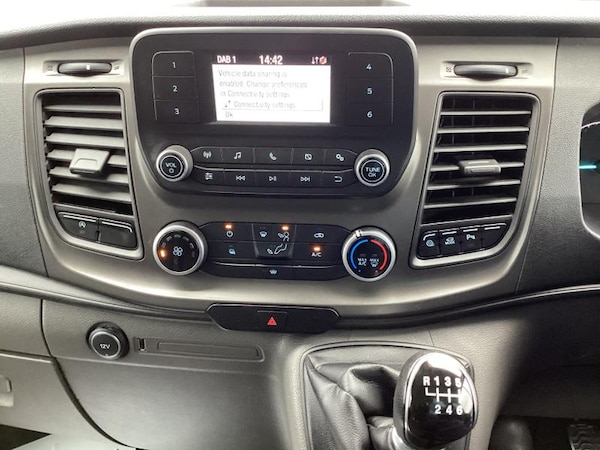 Used Ford Transit Custom 2020 for sale - 75222986: Photo 25