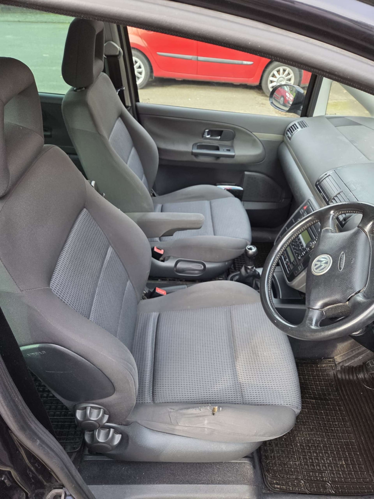 Used Volkswagen Sharan 2007 for sale - 77583934: Photo 9