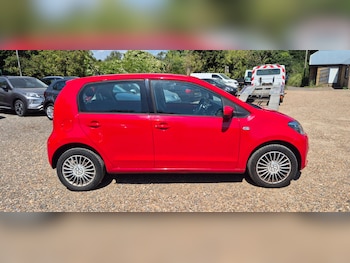 Used Volkswagen up! 2015 for sale - 79394218: Photo