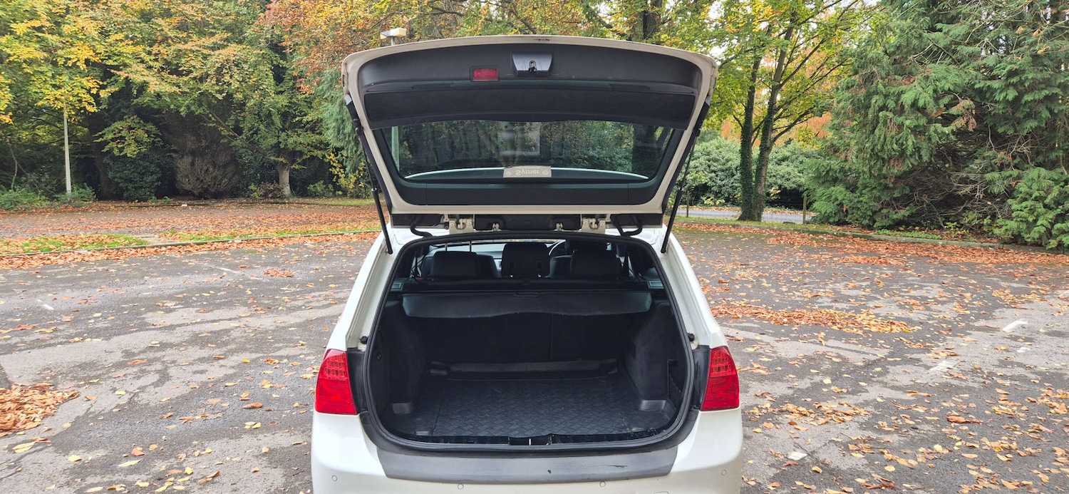 Used BMW 3 Series 2012 for sale - 76723386: Photo 11