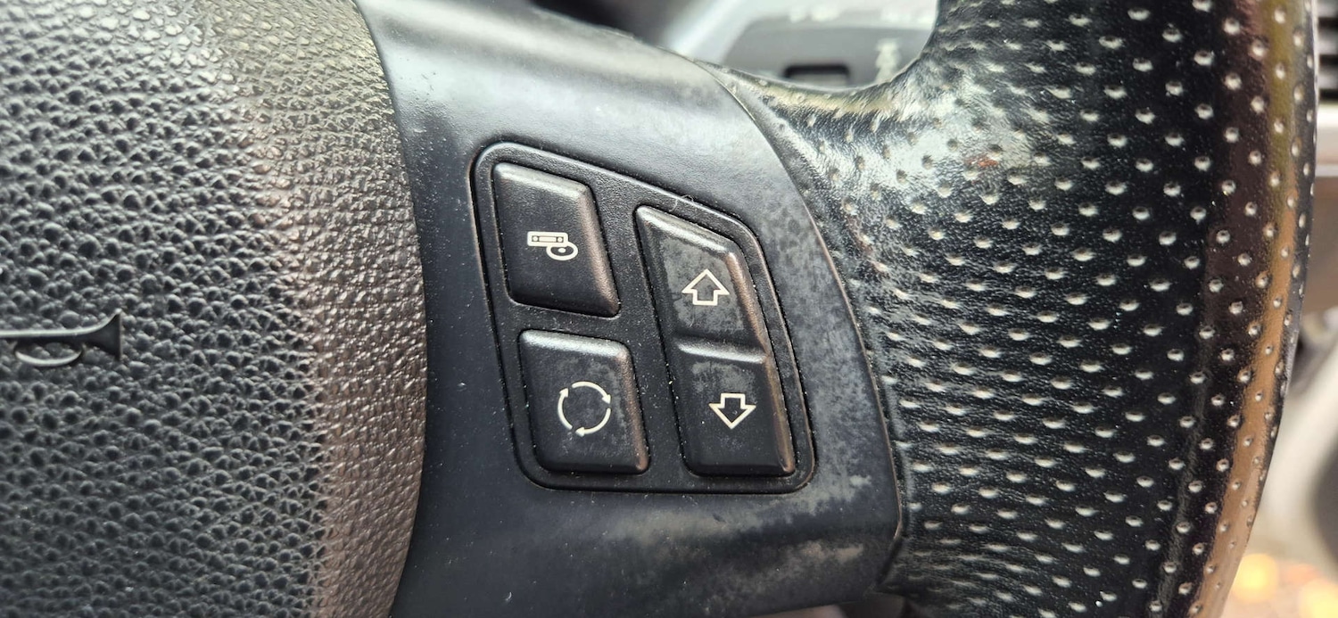 Used BMW 3 Series 2012 for sale - 77025204: Photo 21