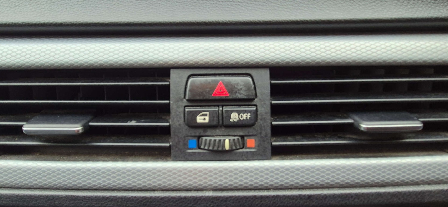 Used BMW 3 Series 2012 for sale - 77025204: Photo 30