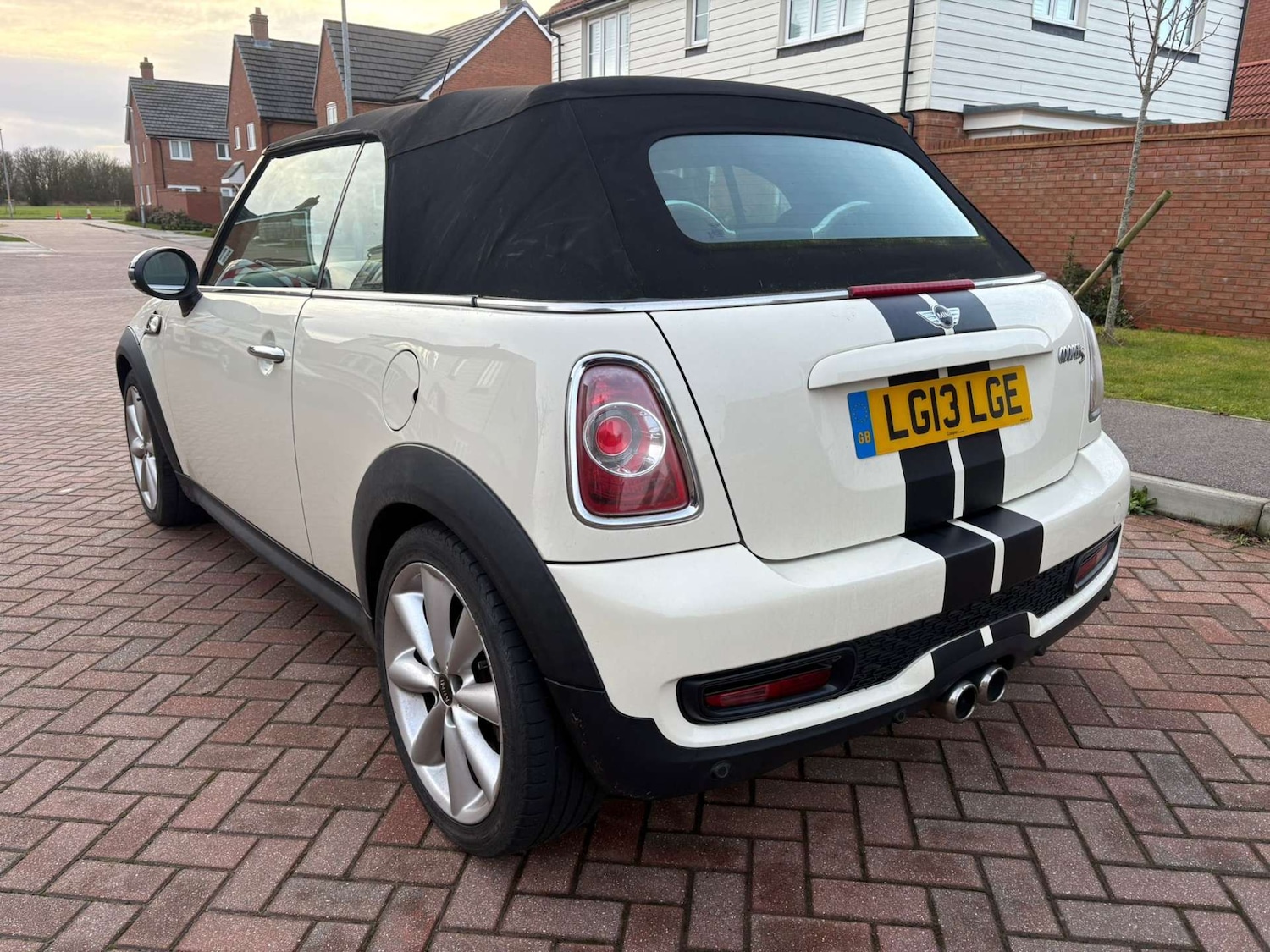 Used MINI Convertible 2013 for sale - 77227753: Photo 4