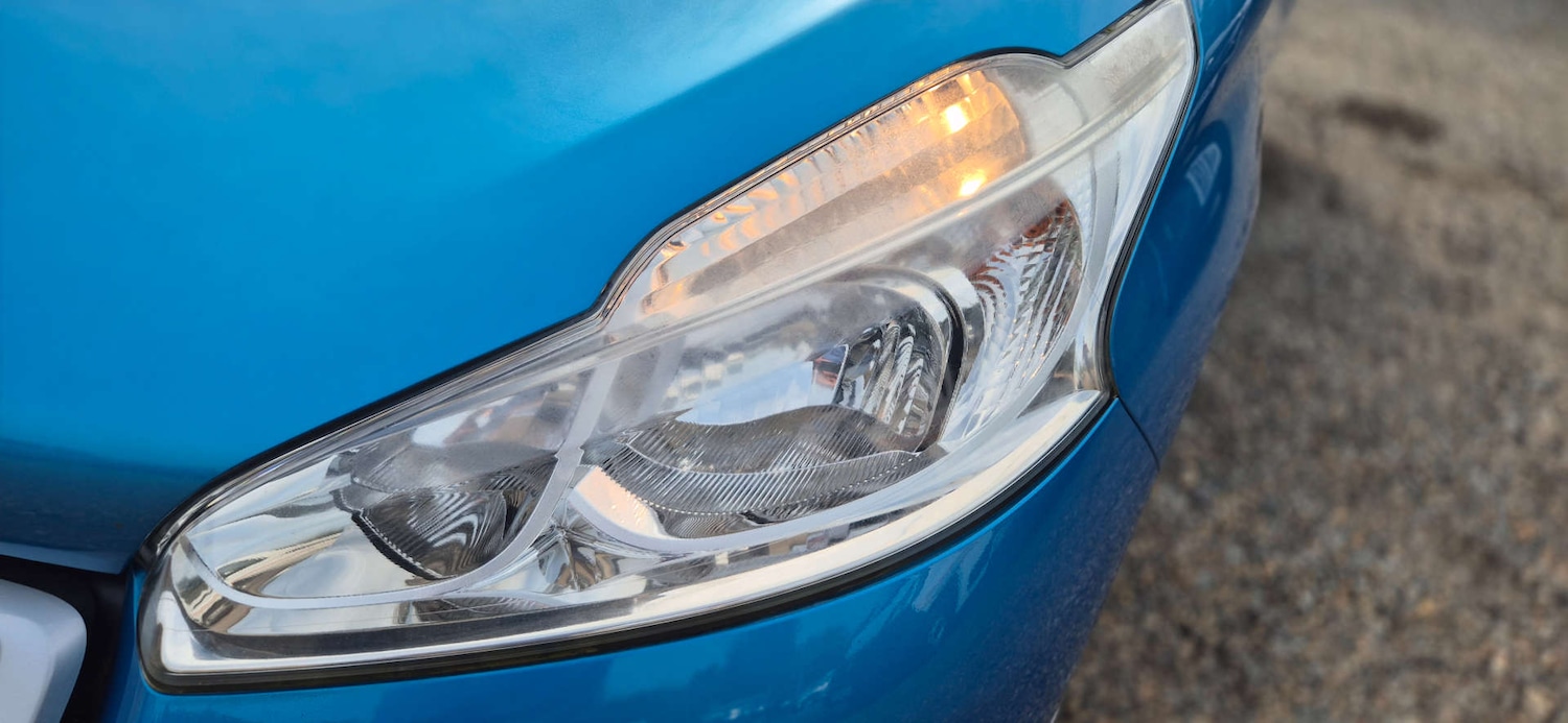 Used Peugeot 208 2012 for sale - 77988232: Photo 11