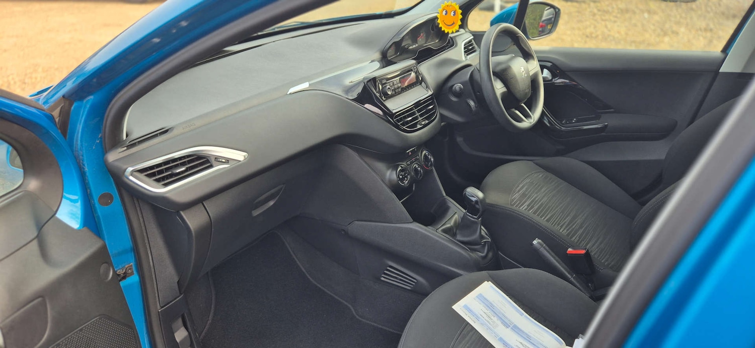 Used Peugeot 208 2012 for sale - 77988232: Photo 18