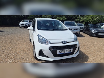 Used Hyundai i10 2018 for sale - 78727406: Photo