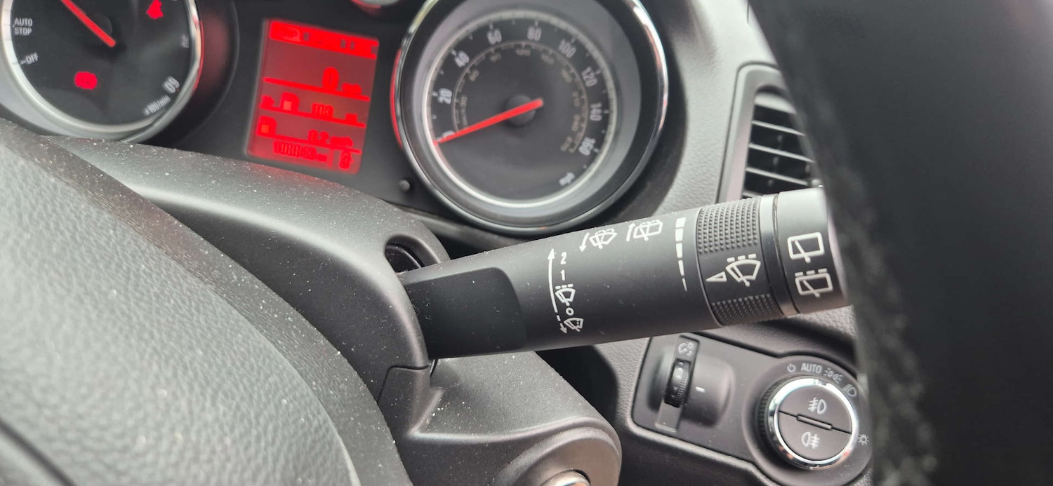 Used Vauxhall Insignia 2013 for sale - 77168084: Photo 25