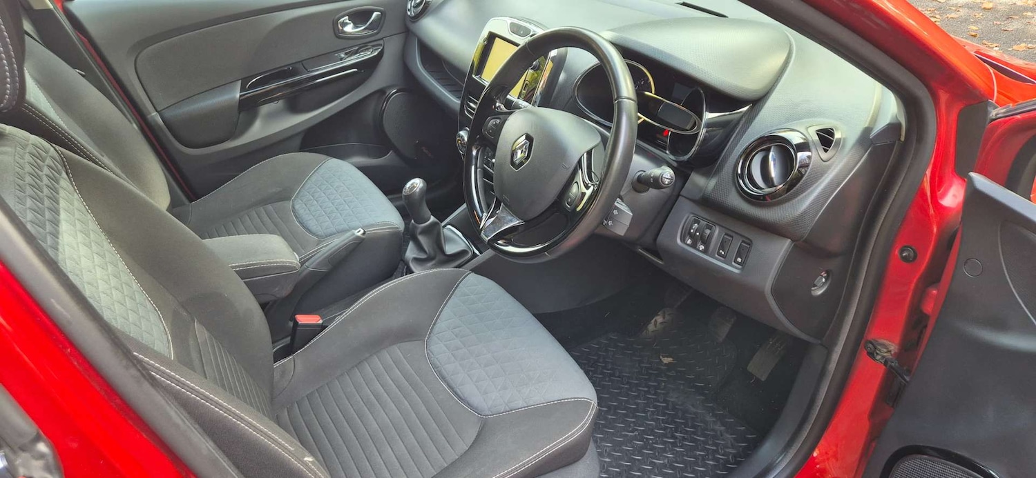 Used Renault Clio 2014 for sale - 76723385: Photo 17