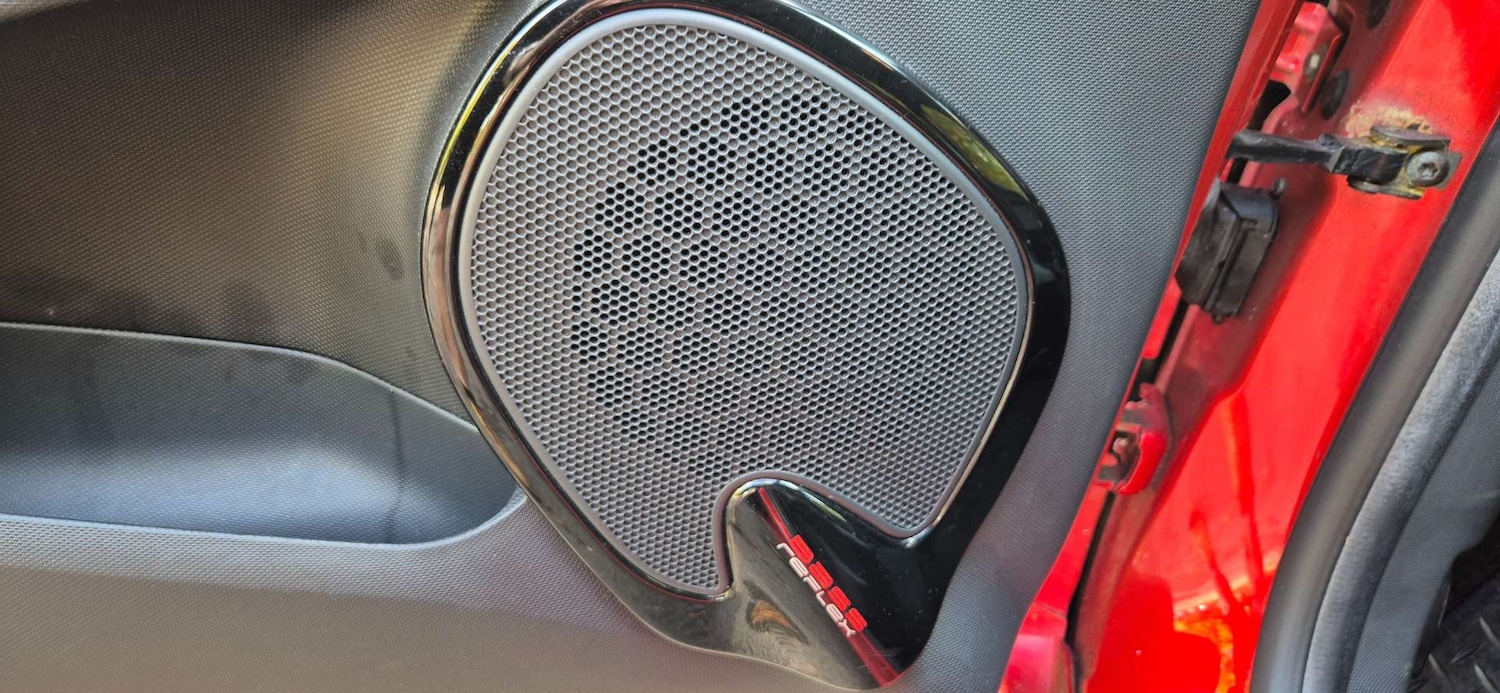 Used Renault Clio 2014 for sale - 76723385: Photo 20